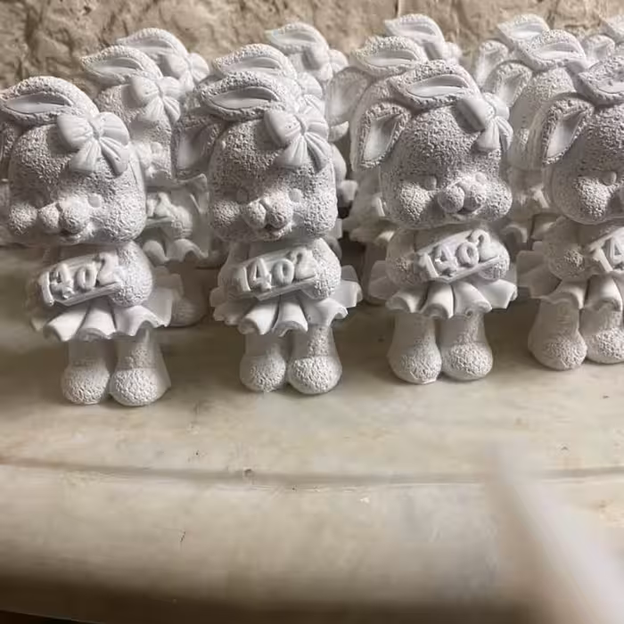 مجسمه بیس خرگوش  دامن دار 1402