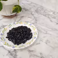 مویز سیاه بدون هسته 