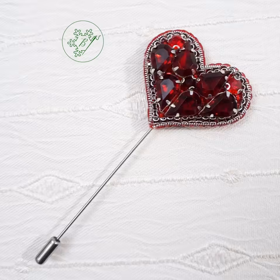 گلسینه سنجاق لبنانی جواهردوزی قلب