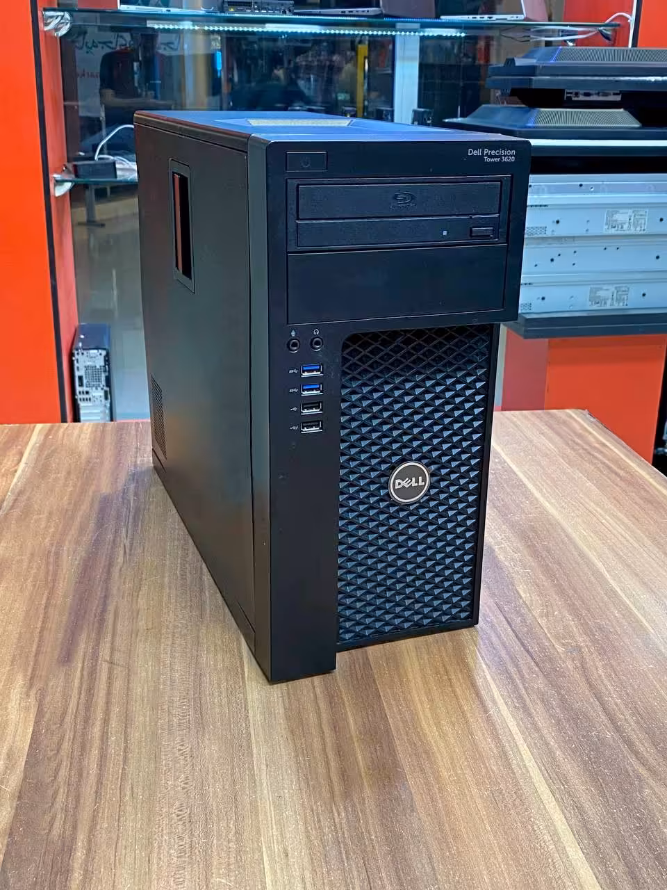 کیس تاور DELL مدل T3620 | مفیدیار مشاوره و خرید لپ تاپ و کامپیوتر با بهترین قیمت