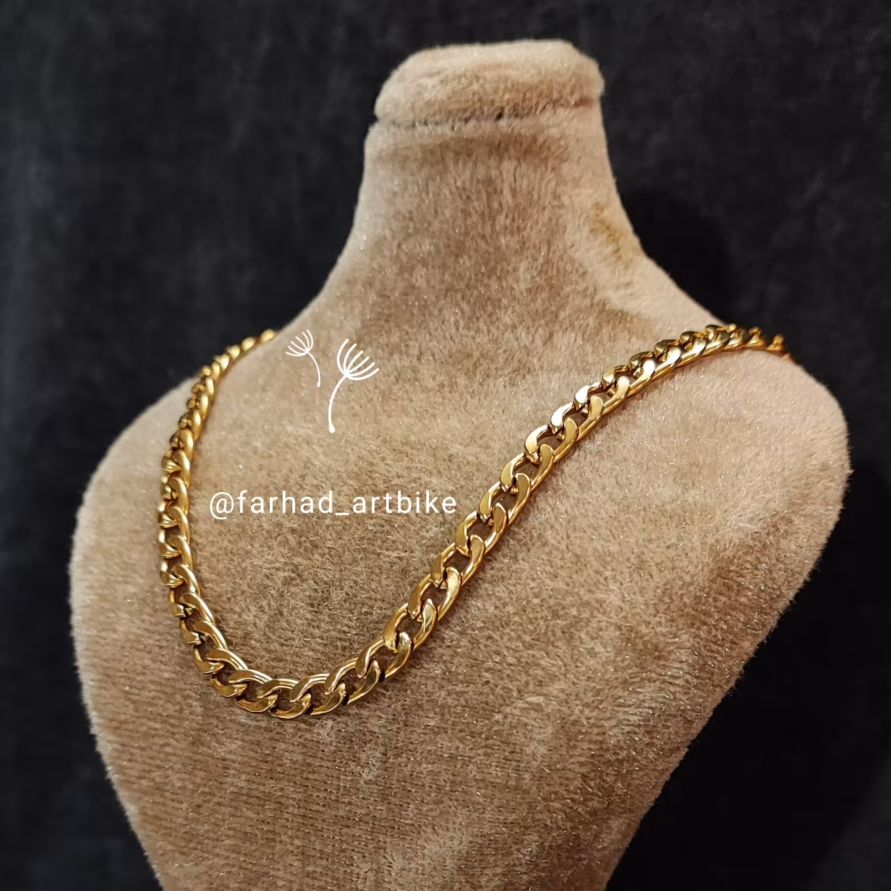 زنجیر استیل کارتیر طلایی سایز متوسط _زنجیر کارتیر طلایی_زنجیر استیل طلایی