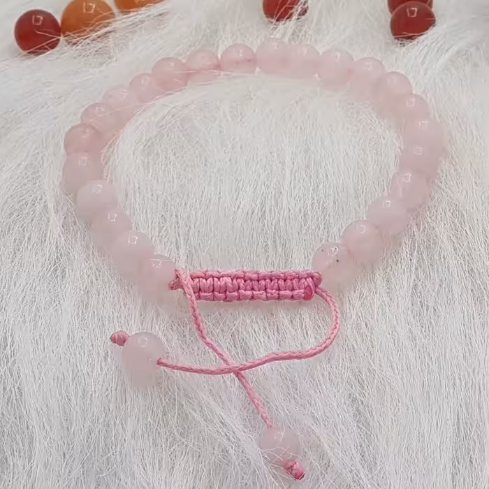 دستبند سنگ رزکوارتز Rose quartz
سایز 6 
سنگ خالص عشق
کد 138