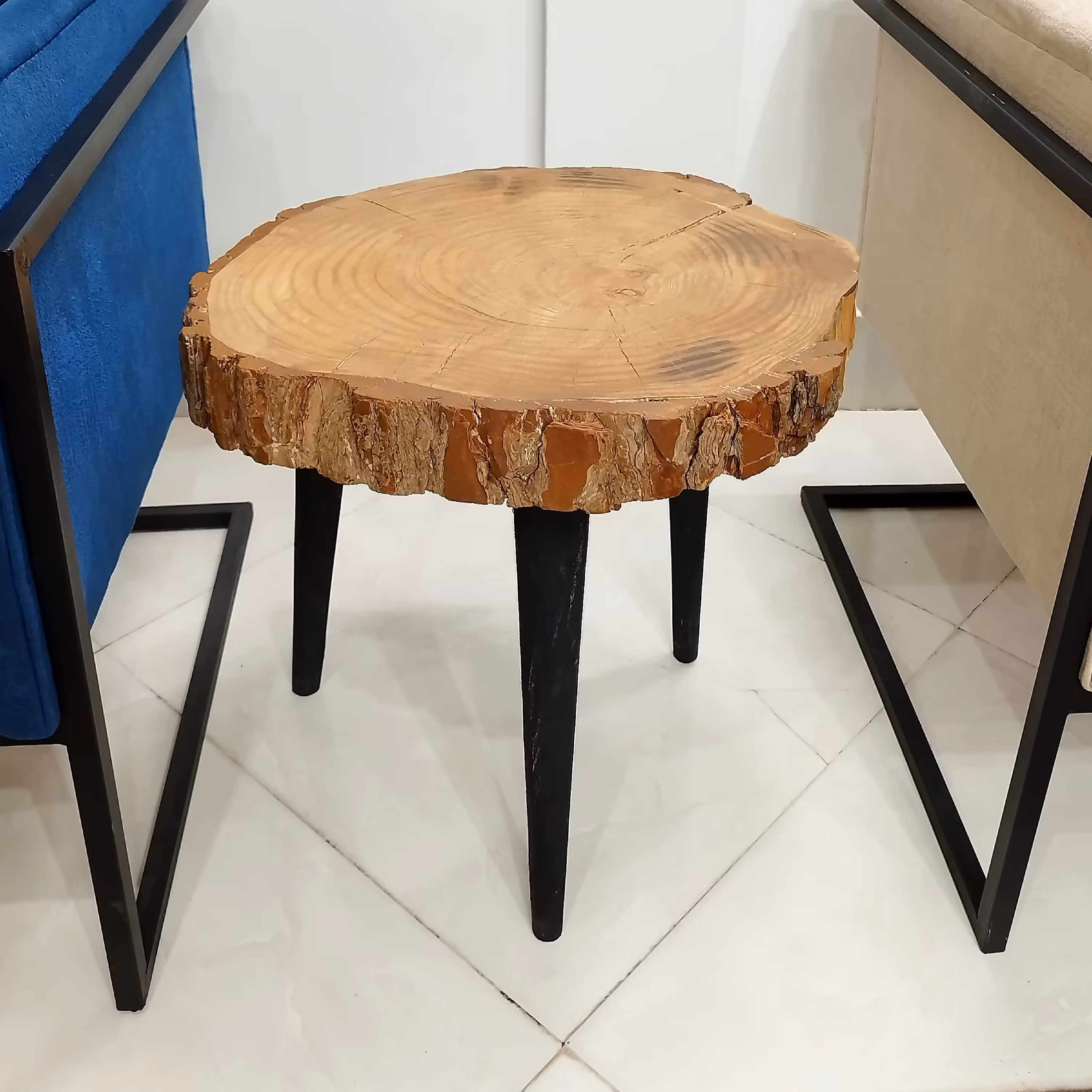 میز عسلی روستیک