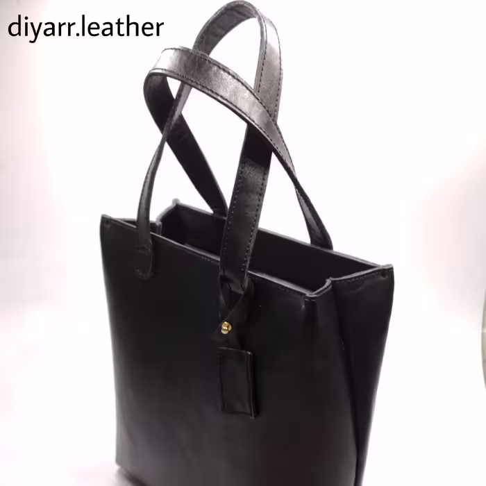 کیف دوشی زنانه چرم طبیعی دست دوز