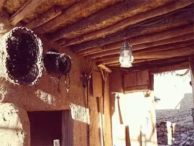 یک شب اقامت به همراه صبحانه در اقامتگاه بوم گردی سرای هما سپیدان همراه با 30٪ تخفیف