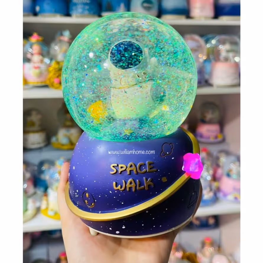 گوی موزیکال فضانورد سایز بزرگ با پمپاژ اکلیل