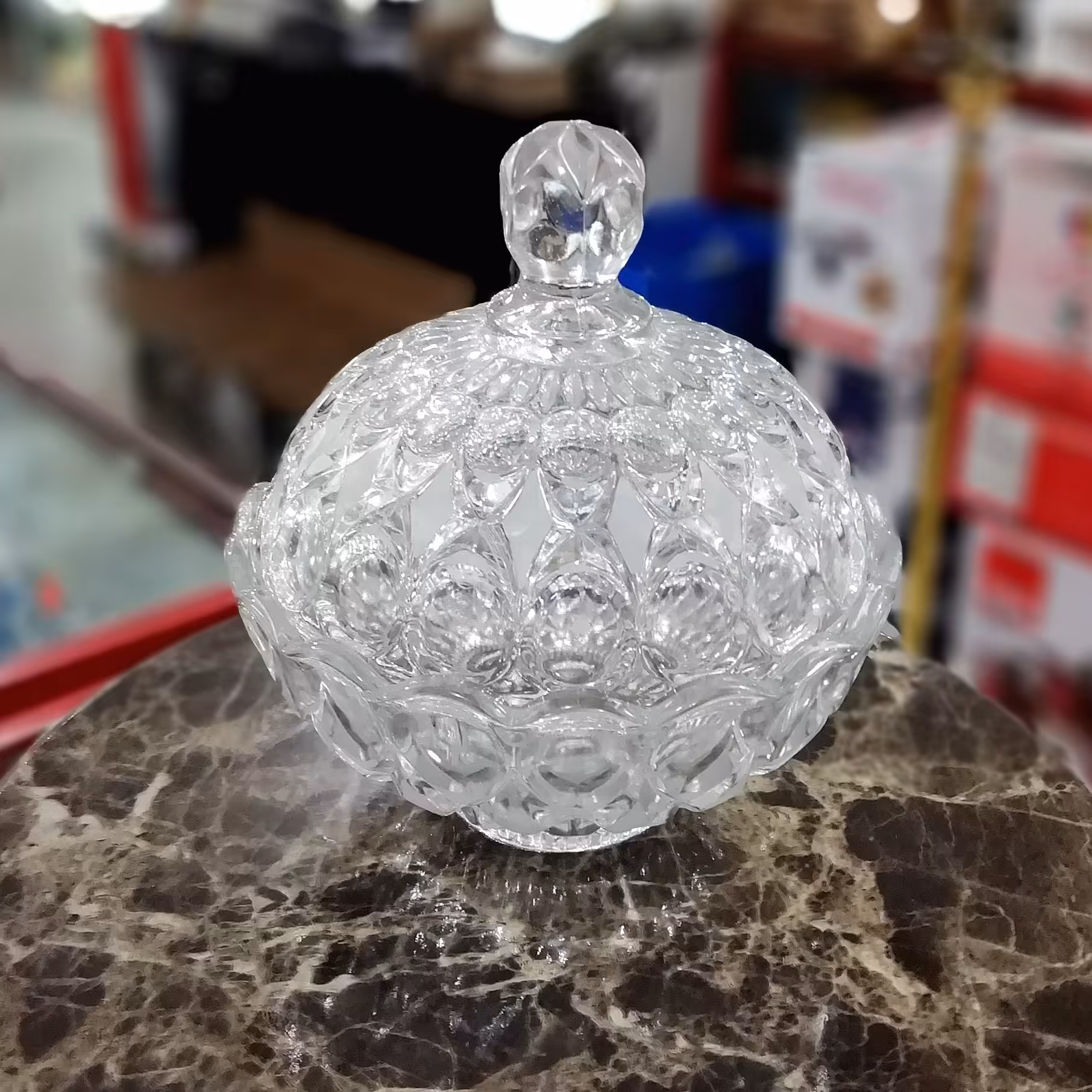 شکلات خوری مات و براق آنجلیکا درجه 2 با کیفیتی معمولی