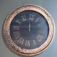 ساعت دیواری تمام چوب با رنگ پاشی سفارشی و موتور آرام گرد با 2 سال گارانتی