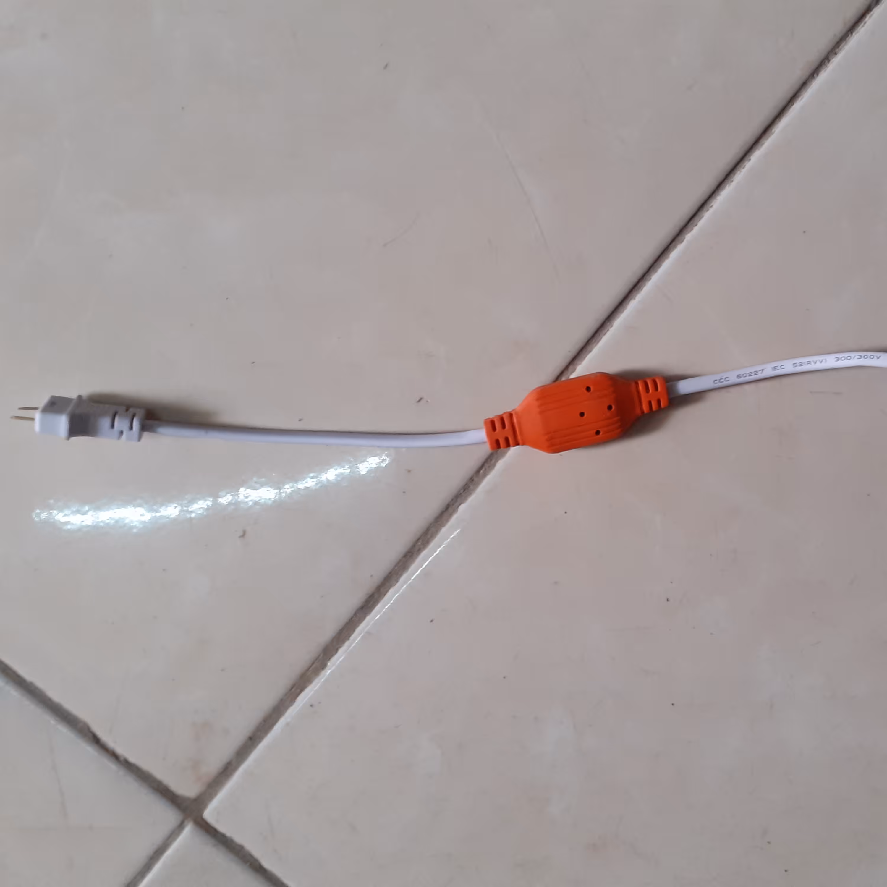 سوکت ریسه ارسال پس کرایہ با تیپاکس