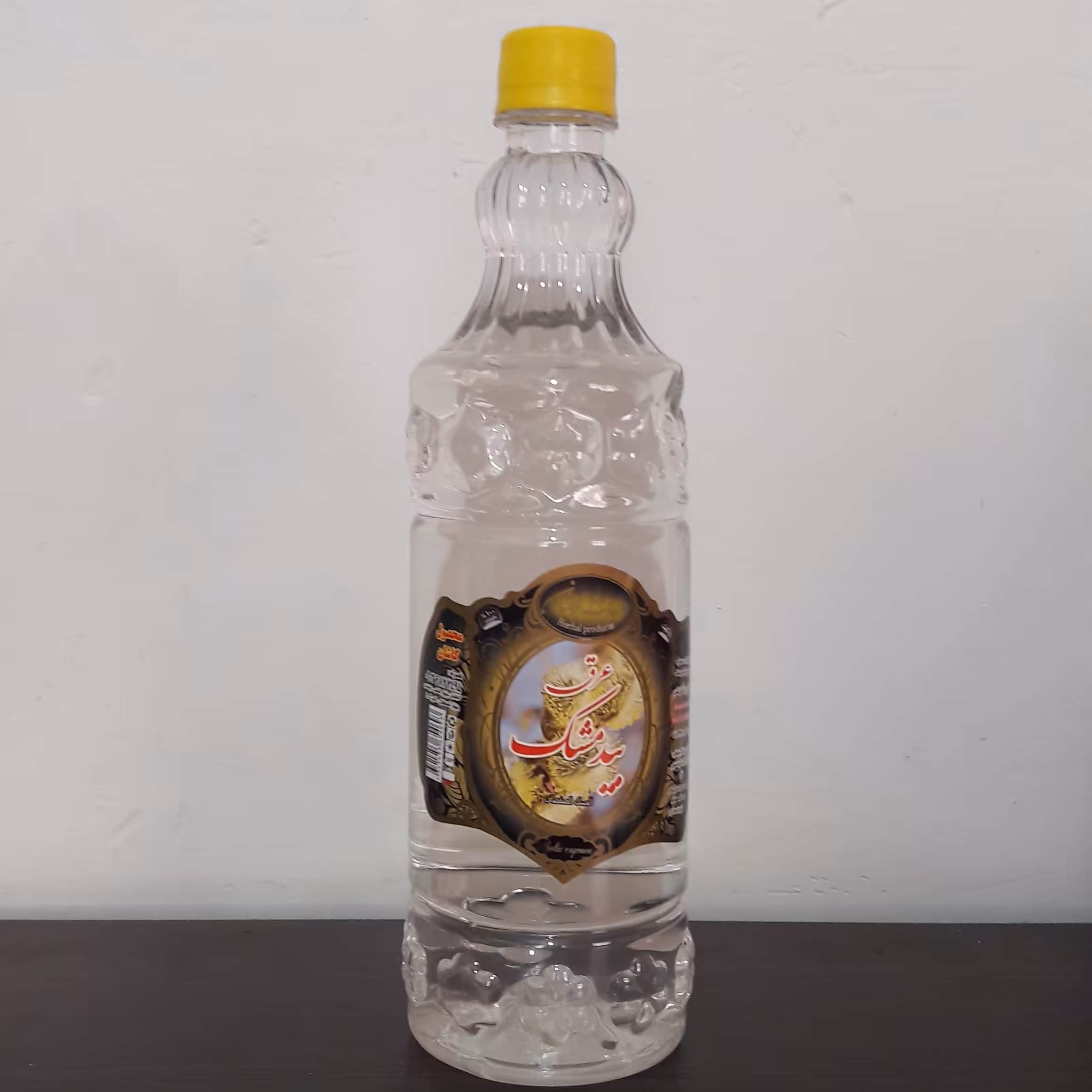 عرق بیدمشک سنّتی کاشان(1لیتری-امساله)با کیفیت بسیار خوب،بدون هیچ گونه مواد افزودنی