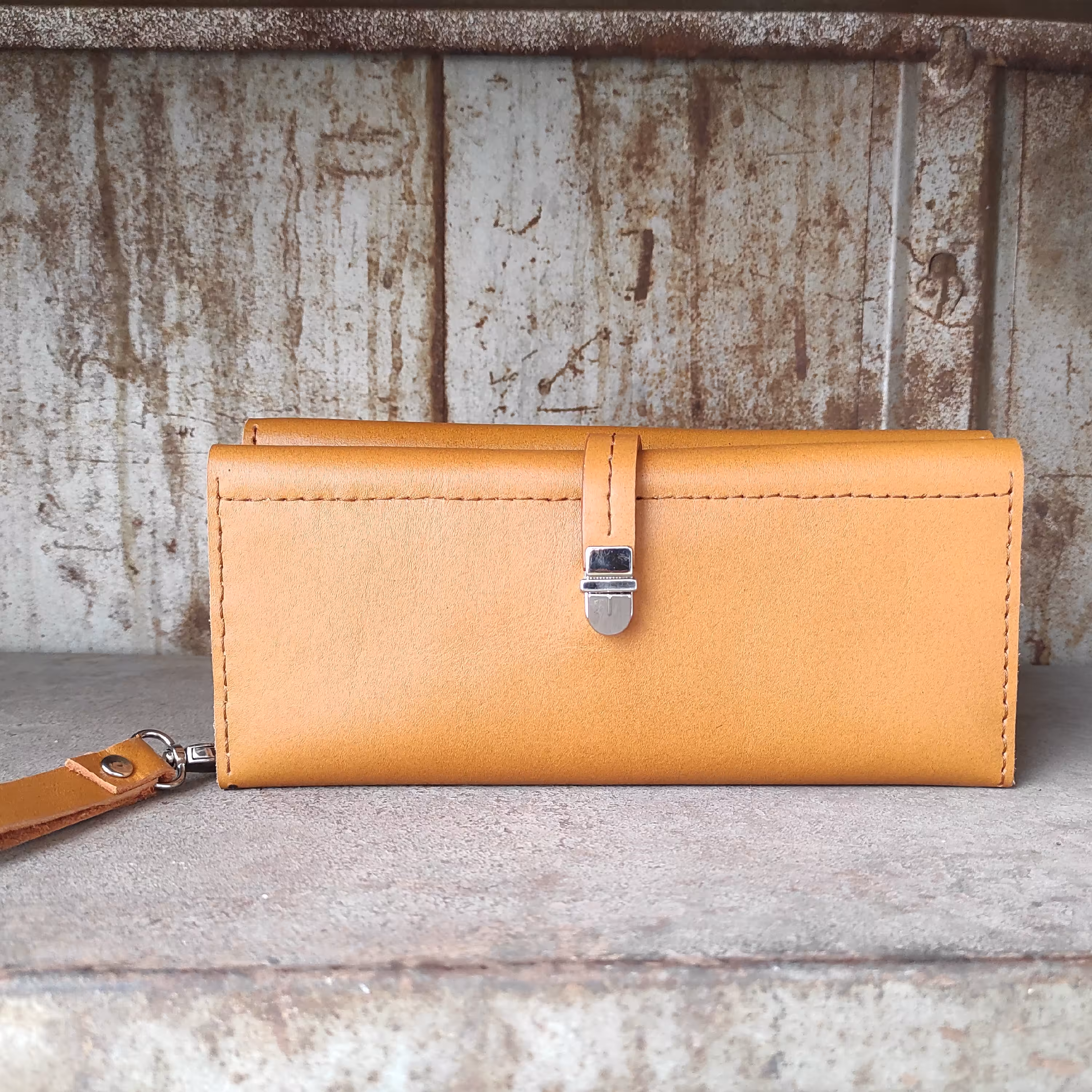 کیف چرم کلاچ اسپرت