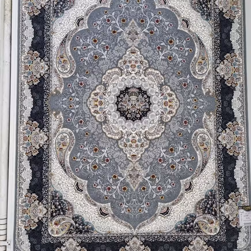 فرش پاتریس 700شانه تراکم 2550 طرح سوگل طوسی 6 متری