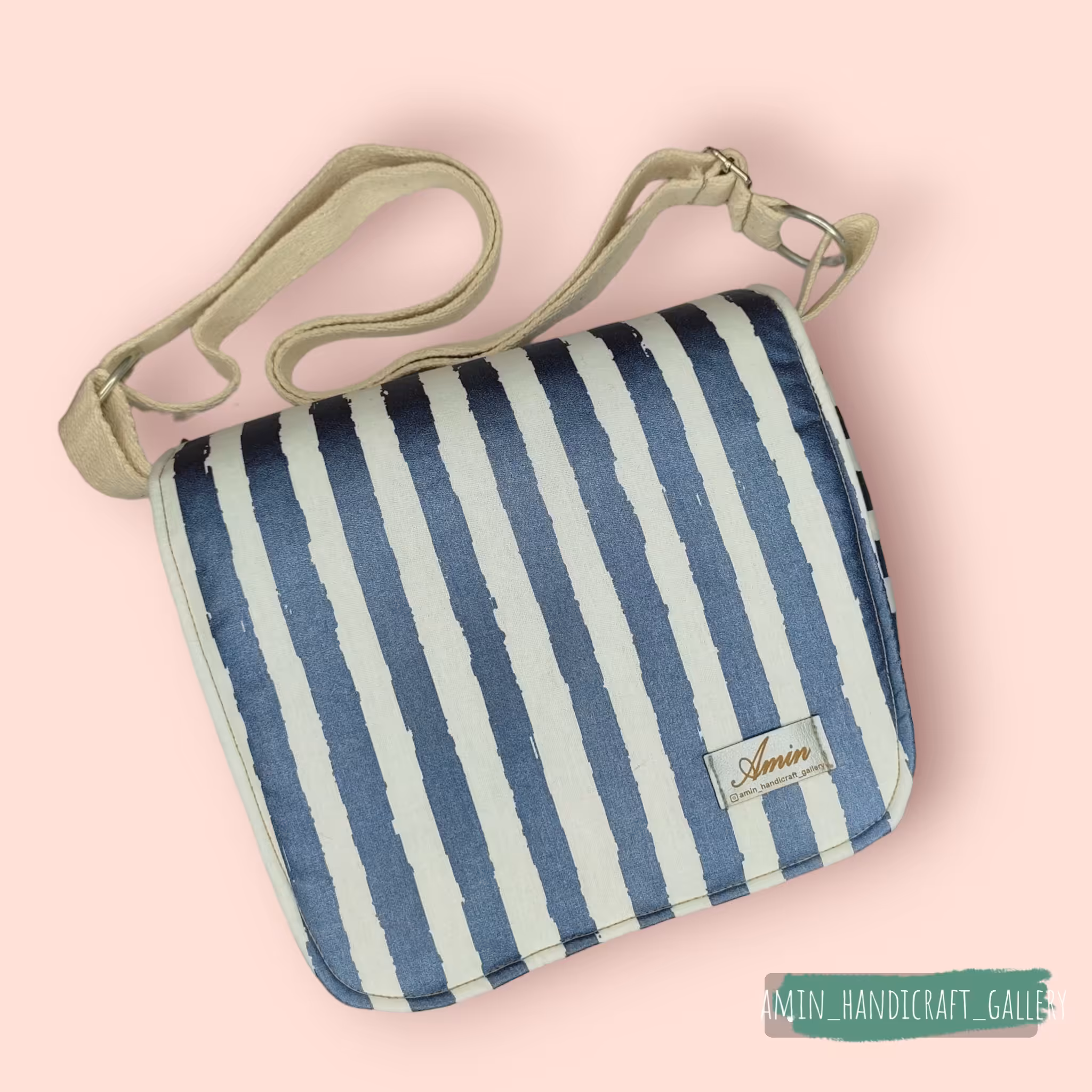 کیف دوشی پارچه ای راه راه2