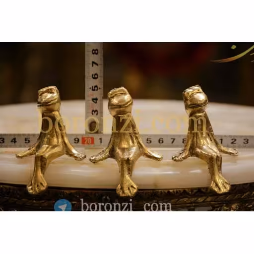 قورباغه نشسته برنزی