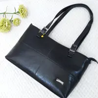 کیف زنانه دسته دار  برند زوبر  شیک و خاص در رنگبندی مختلف با ارسال  فوری