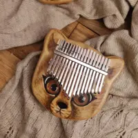 کالیمبا حفره دار پیروز  طرح فانتزی، مارک بلوط