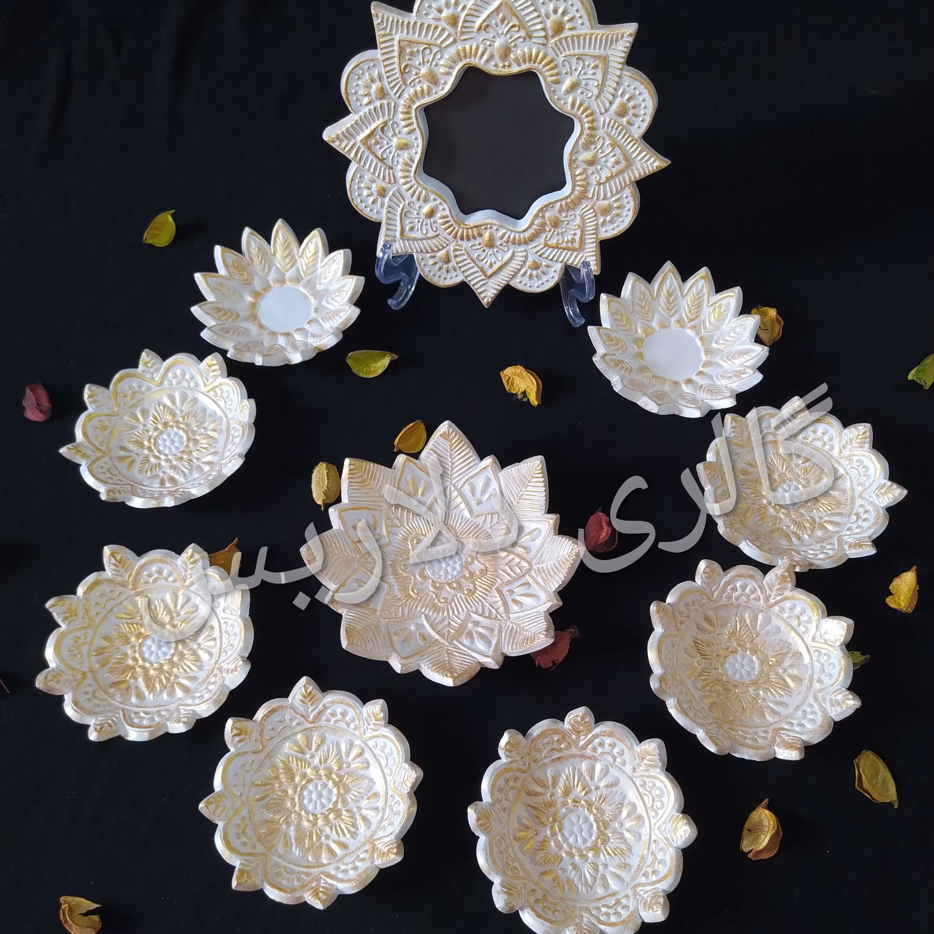 هفت سین نوروزی زیبا و جدید گل گندم... سفید پتینه طلایی 