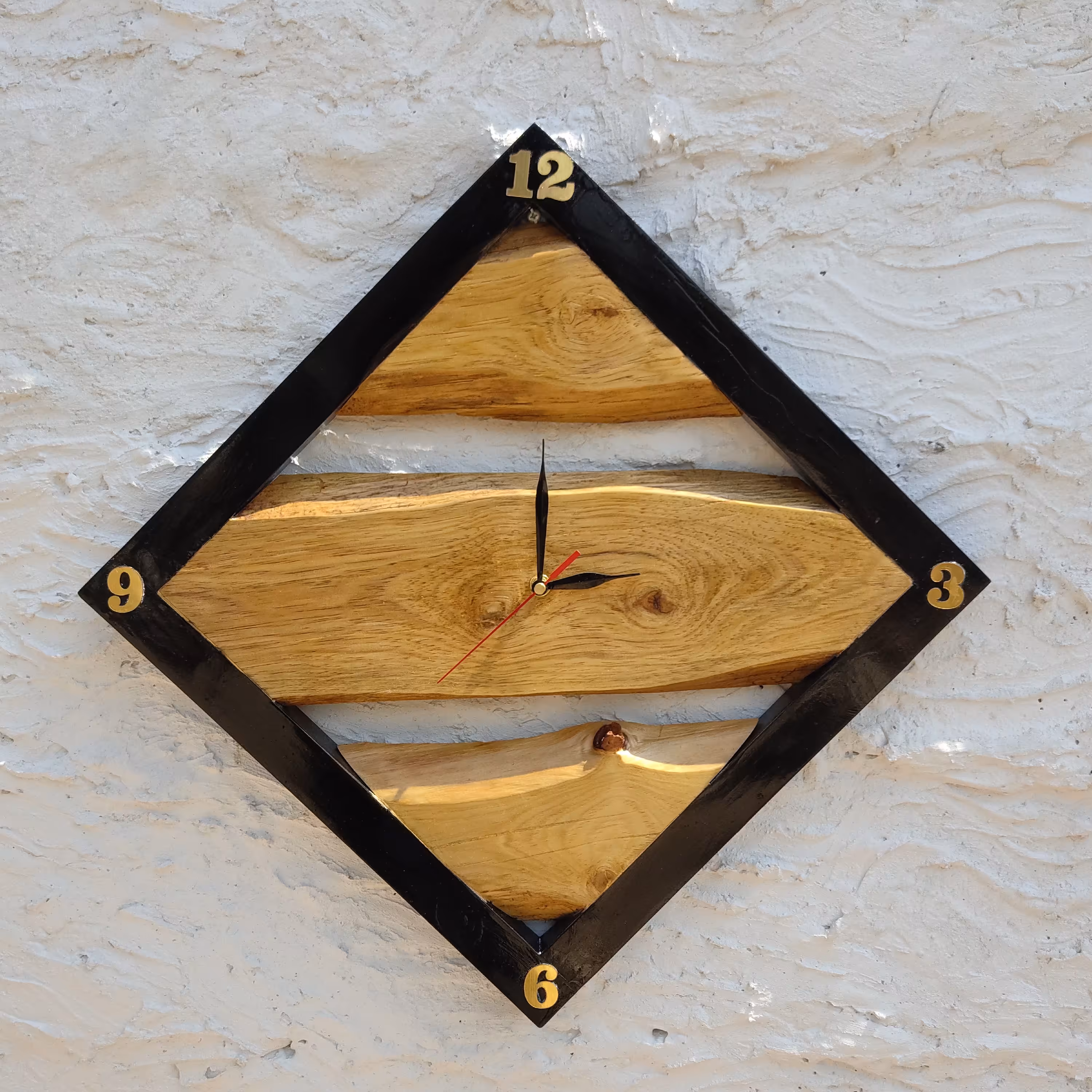 ساعت دیواری