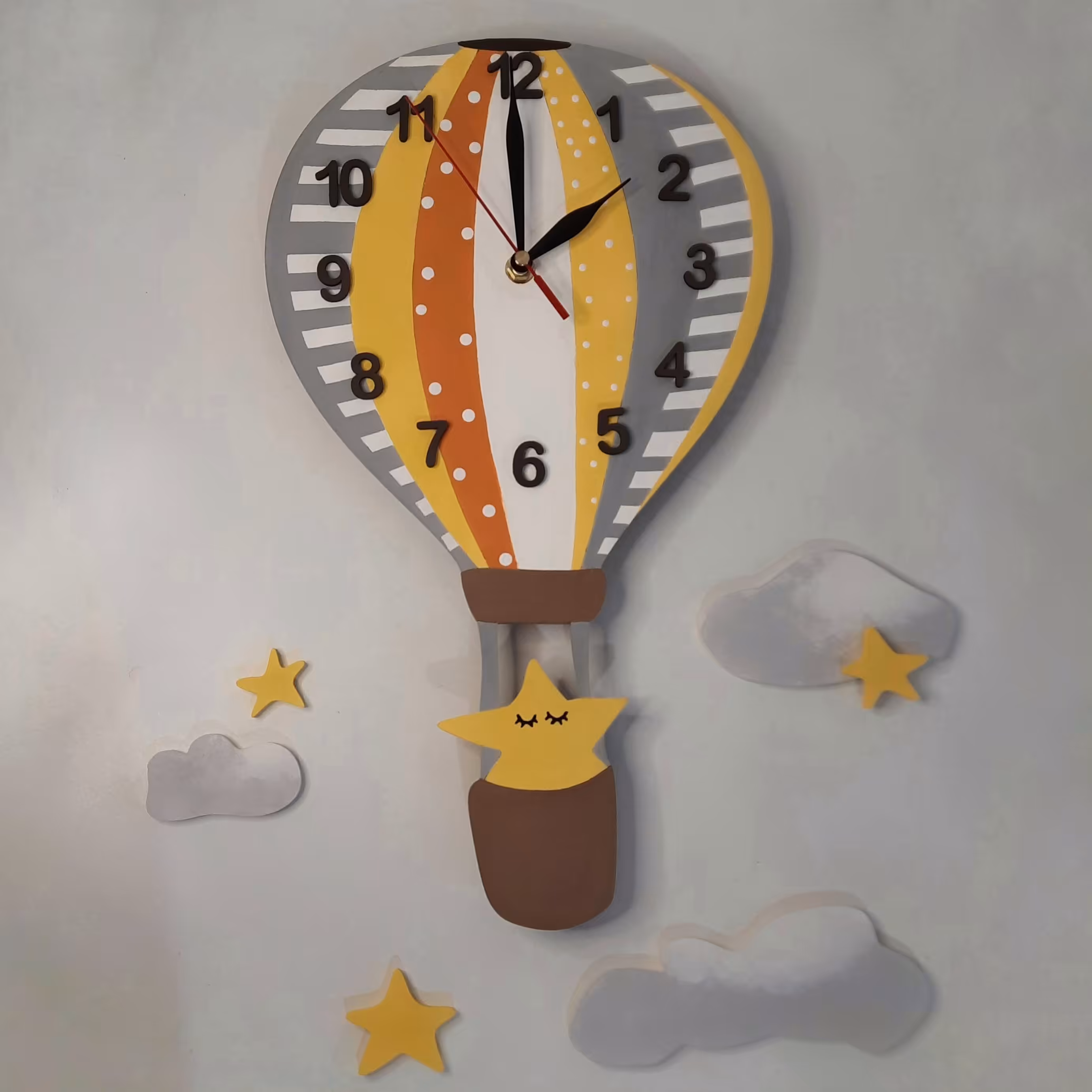 ساعت دیواری اتاق کودک طرح بالن