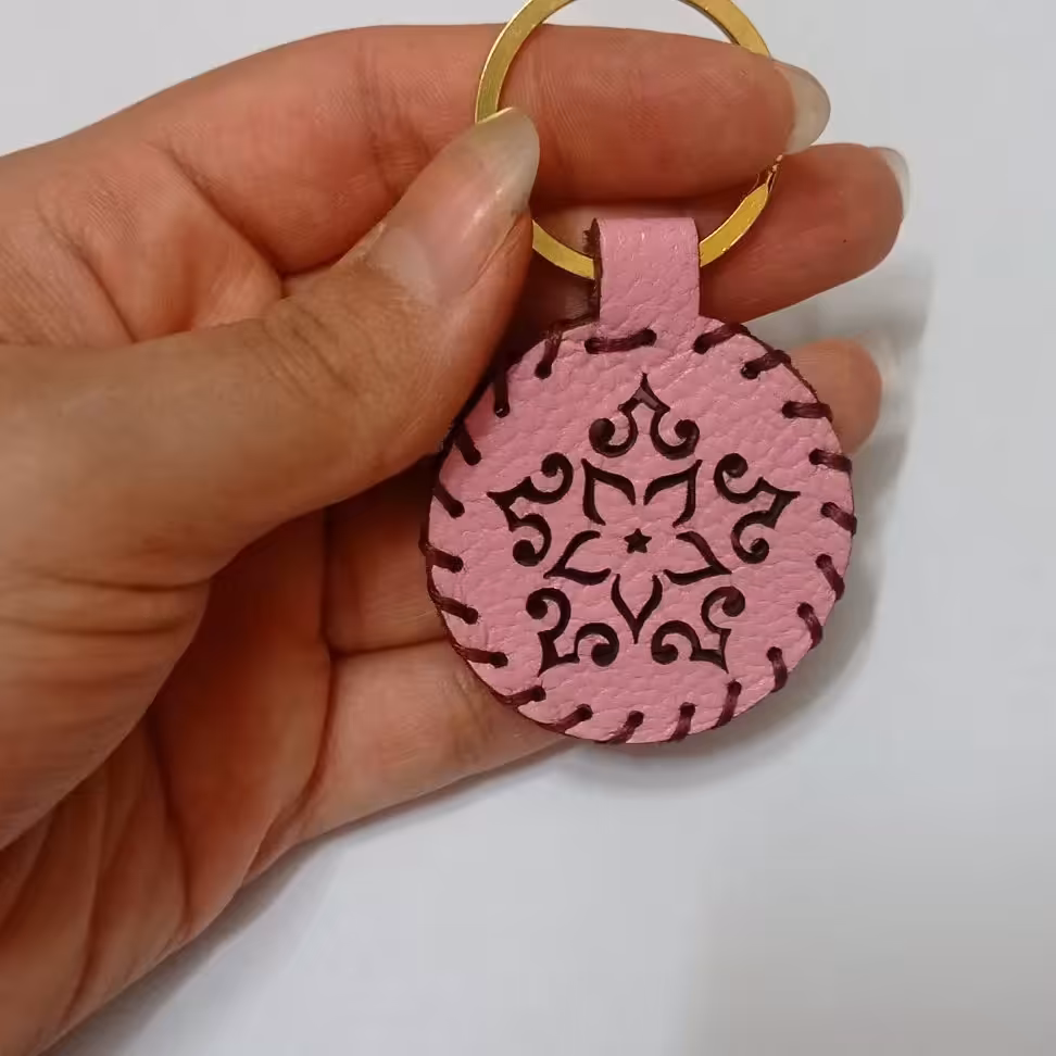 جا کلیدی چرمی