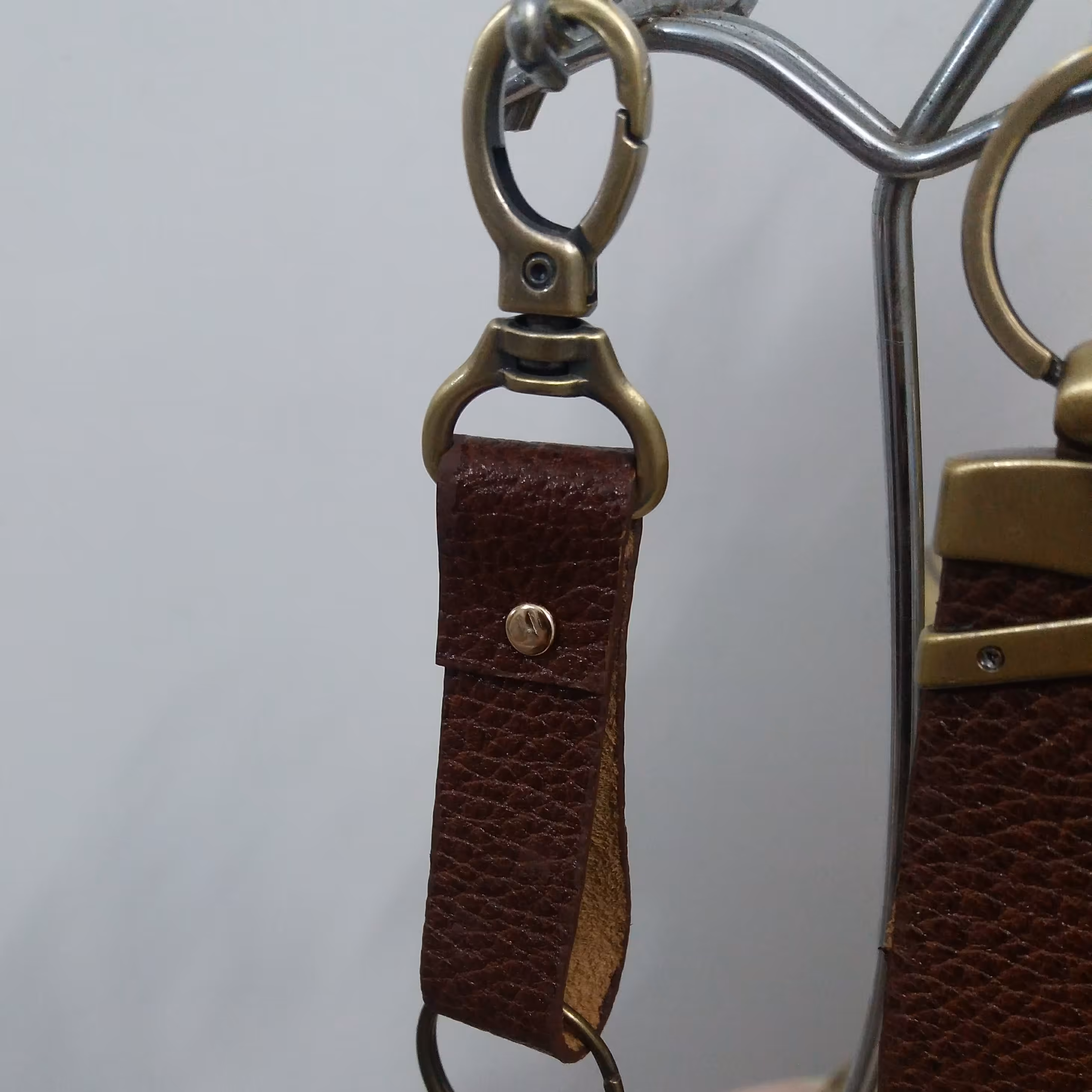 جاکلیدی چرم