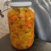 ترشی مخلوط خانگی