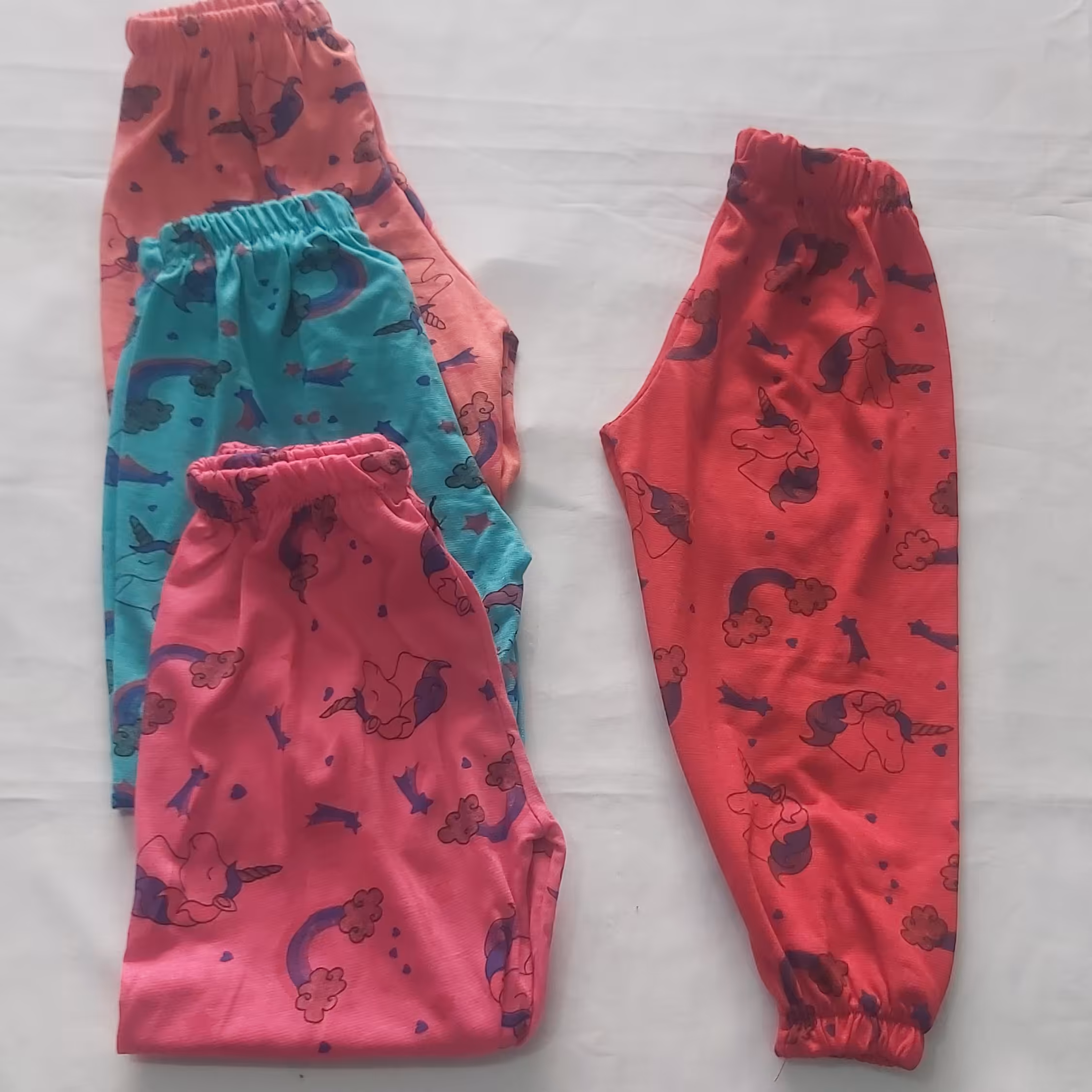 شلوار راحتی دخترانه از سایز 80 تا 90 در رنگبندی های متنوع و شاد