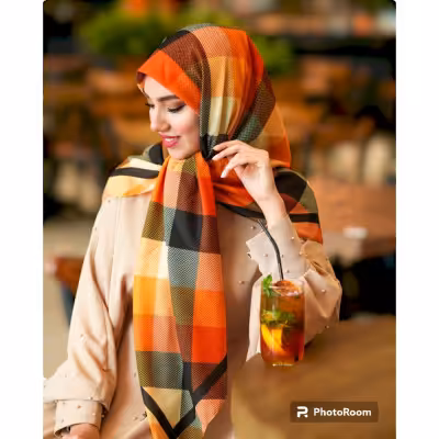 روسری نخی وی ای پی طرح چهار خونه رنگی شاد و زیبا