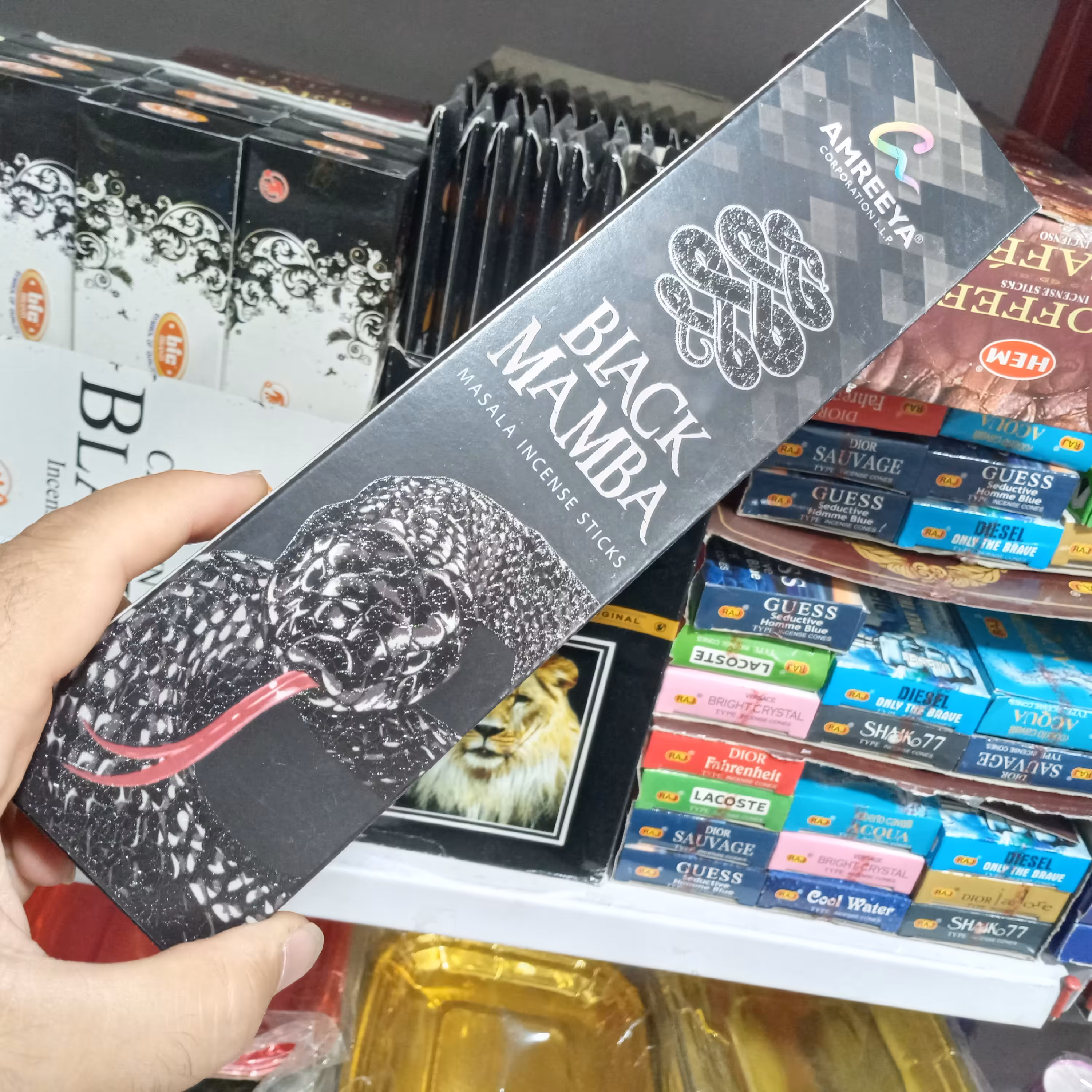 عود بینظیر دستساز بلک مامبا