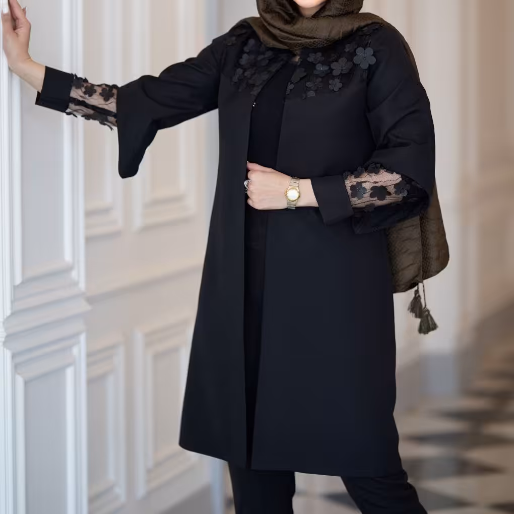 مانتو مجلسی زنانه جنس کرپ اسکاچی درجه یک خرجکار گیپور درجه یک