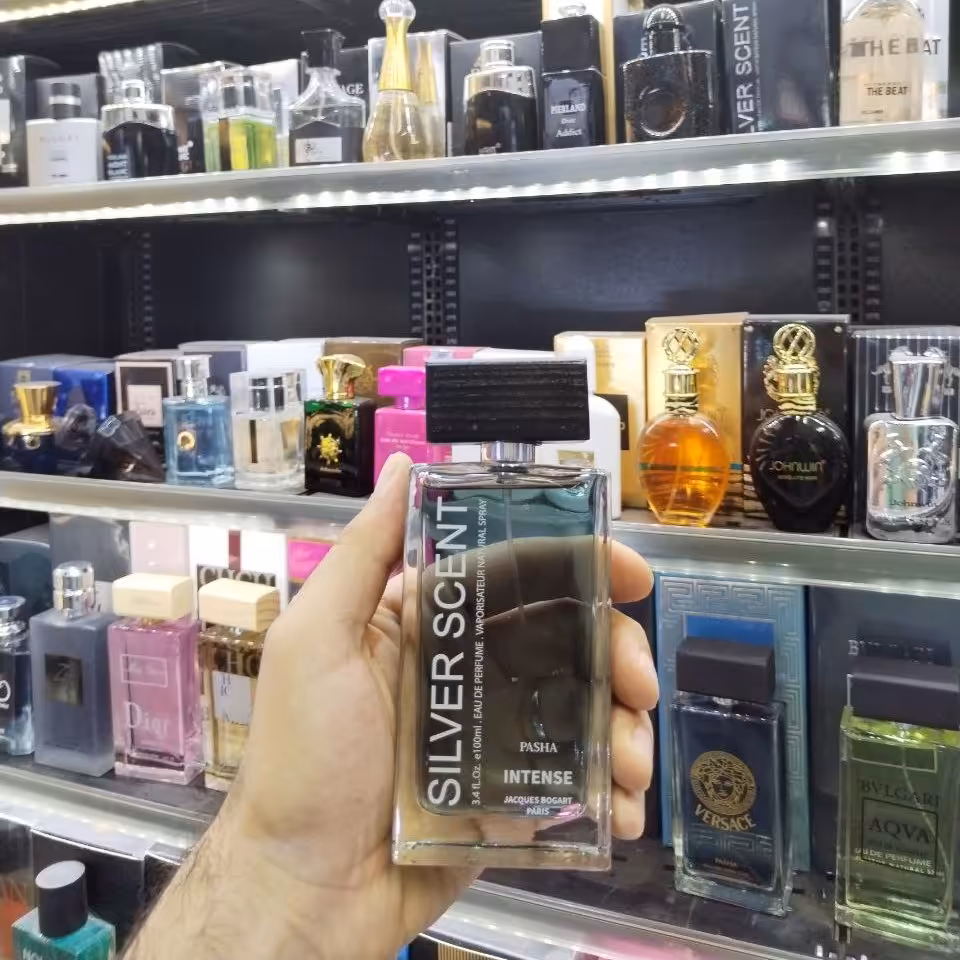 ادکلن سیلور سنت اینتنس پاشا رایحه تلخ و کلاسیک مردانه