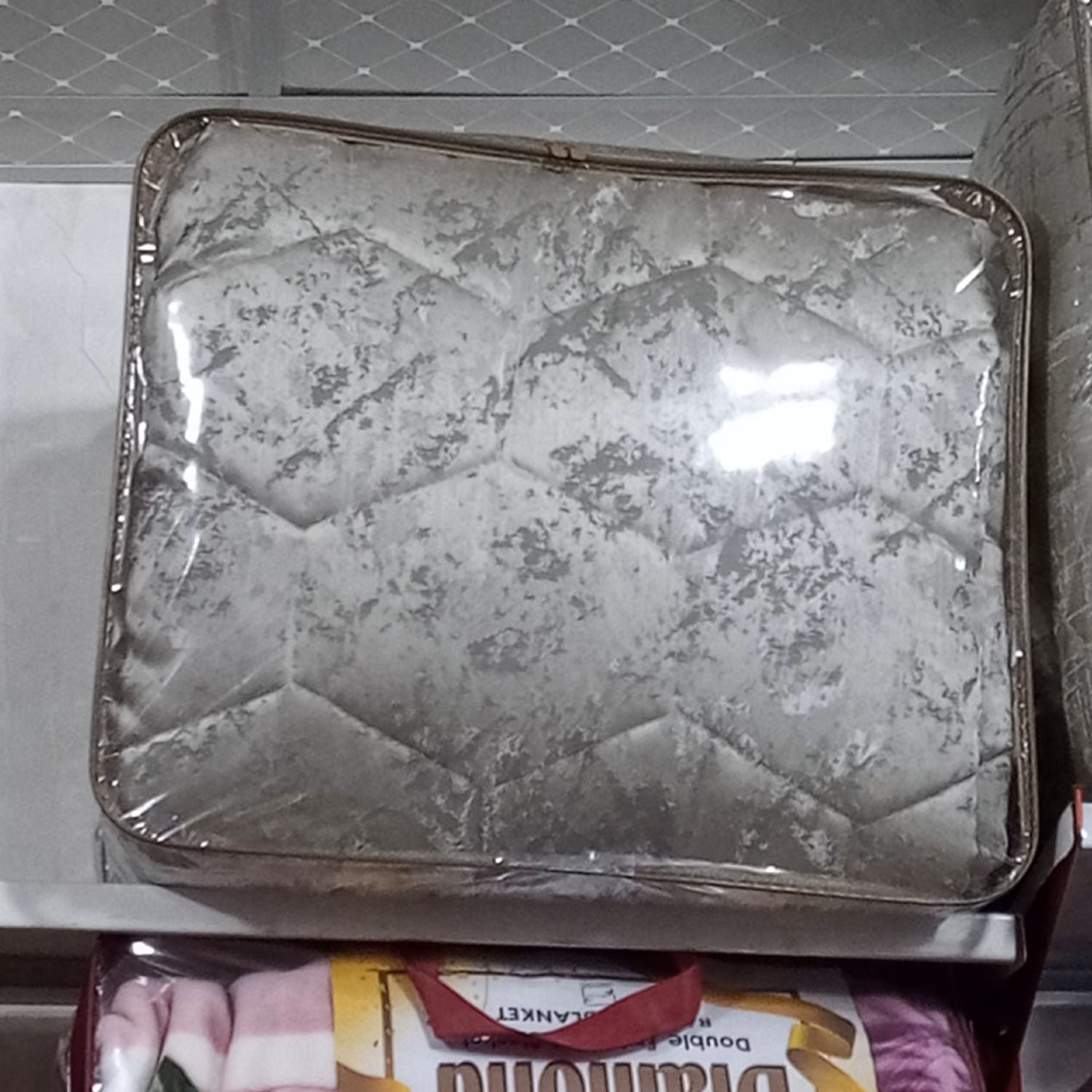 روتختی دونفره 10 تیکه جنس ژاکارد کریستالی پتینه طوسی نقره ای طرح 1402