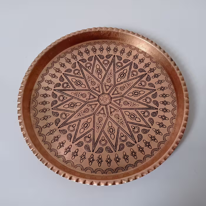 سینی چایخوری گرد مسی طرحدار سایز 6