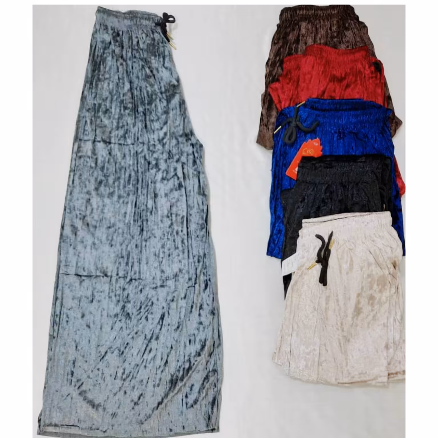 شلوار های مخمل زنانه  دم پا ازاد، فری سایز در رنگبندی و بسیار نرم و لطیف میباشد