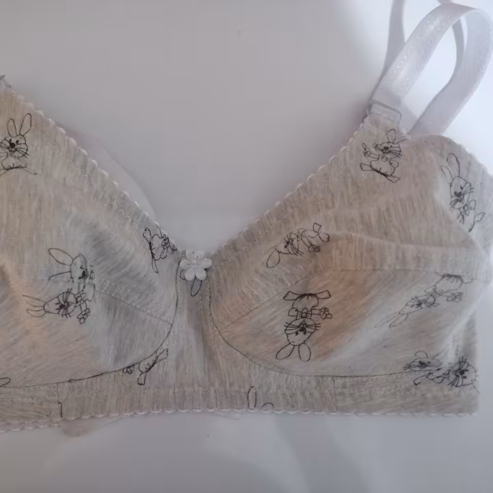 سوتین نخی مناسب فصل دخترانه تک رنگ