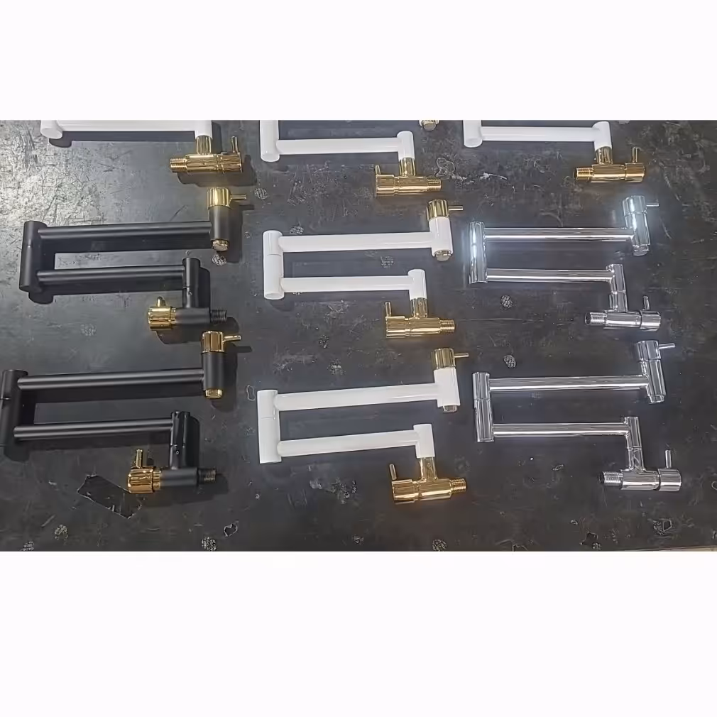 قابلمه پرکن در رنگ های کروم،  مشکی طلا و سفید طلا جنس درجه 1 و استاندار و دارای نشان کیفیت ایزو 9001