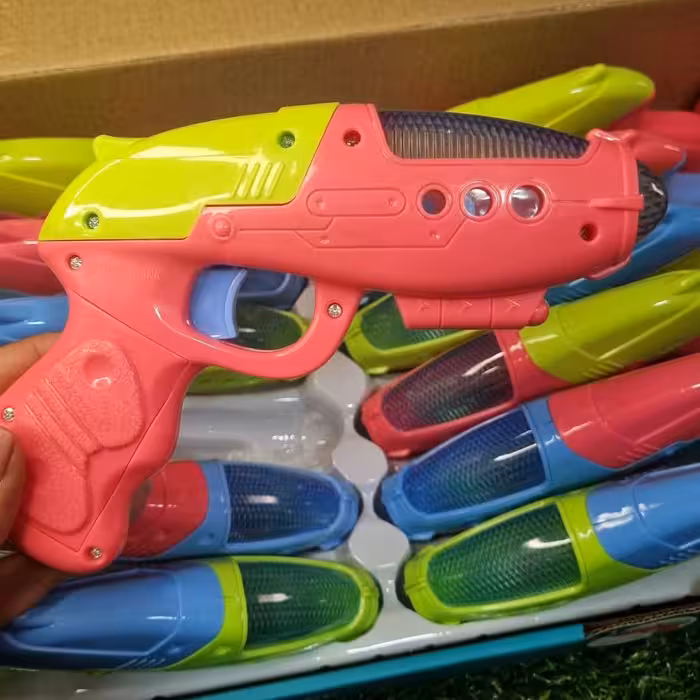 اسبا ب بازی  تفنگ های موزیکال رنگی

نشکن و بینهایت مقاوم