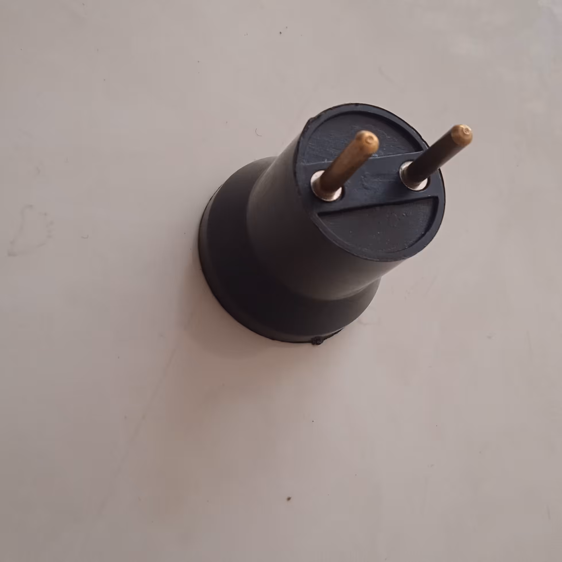 سرپیچ دوشاخه دار