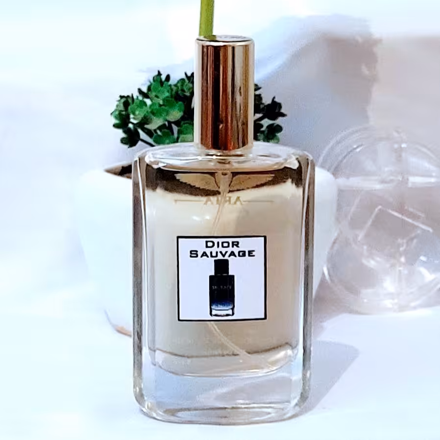 ادکلن  دیور ساواج حجم 50میل با ماندگاری و پخش بوی بالا