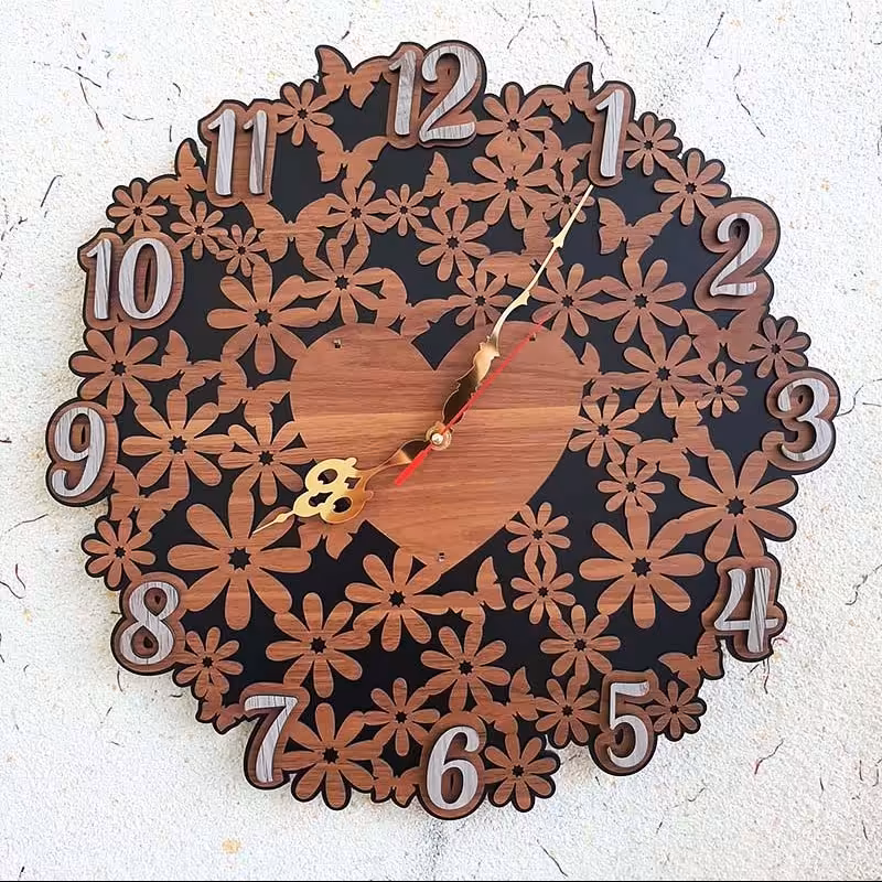 ساعت دیواری چوبی 43 سانتیمتر طرح گل
