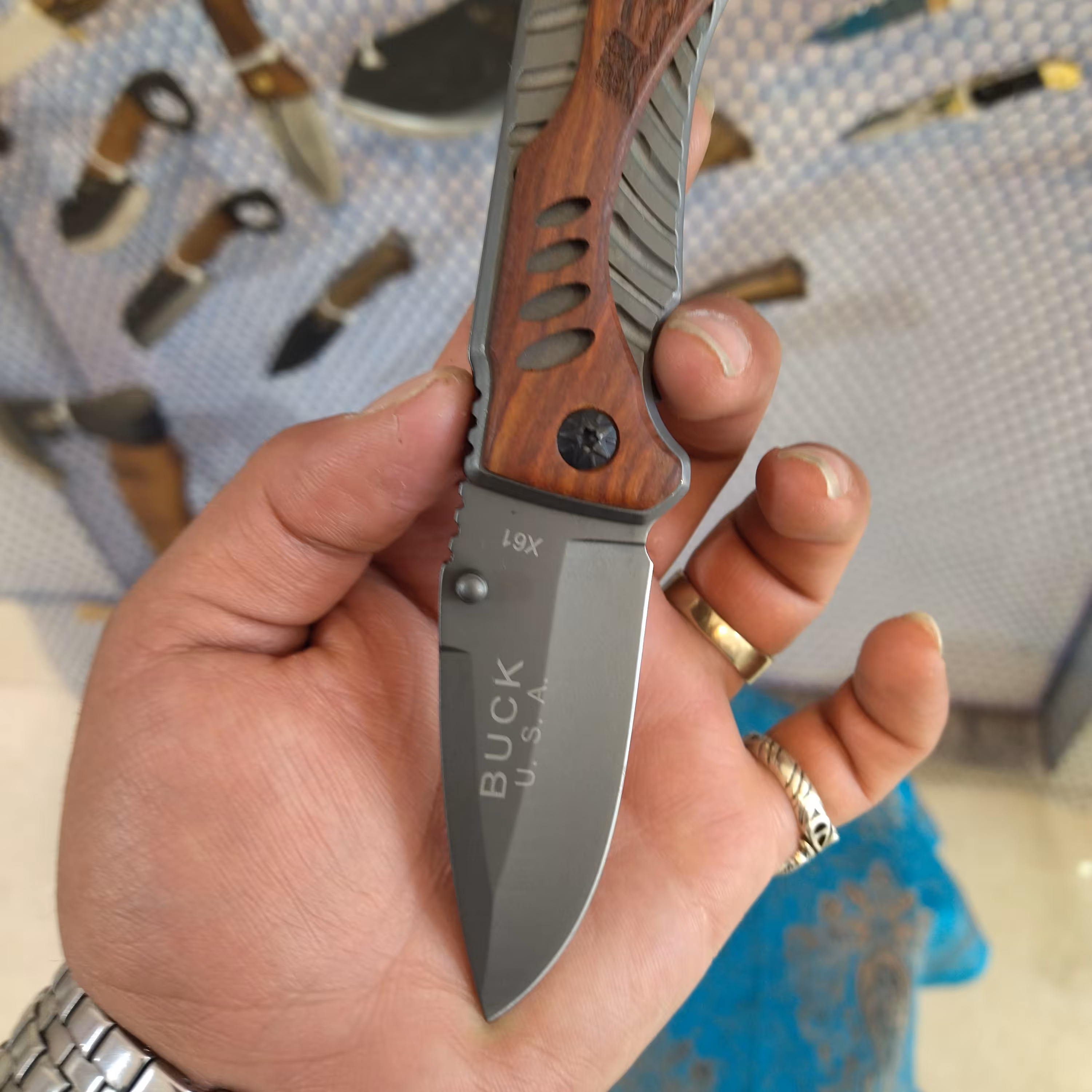 چاقو  باک ایکس 61