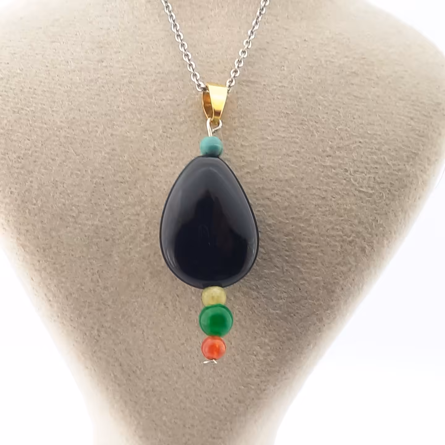 گردنبند اونیکس اشکی مهره دار کد 347 به همراه زنجیر استیل رنگ ثابت به طول45 سانت