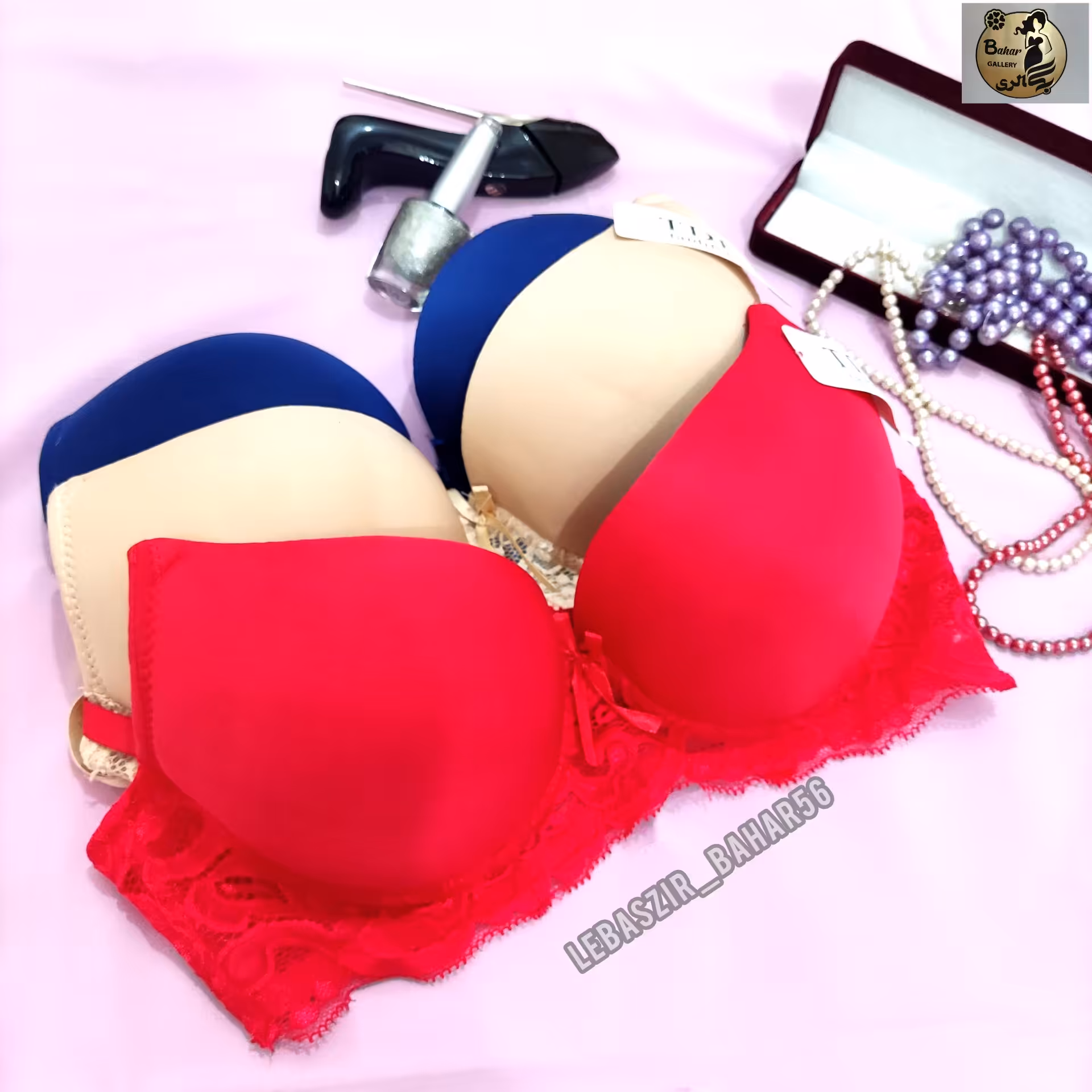 سوتین اسفنجی وارداتی ، فنردار و جکدار سایز بزرگ دارای کیفیت عالی 