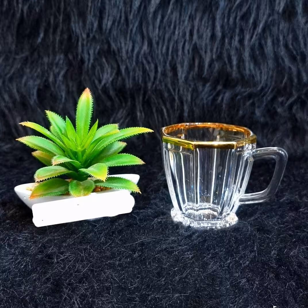 فنجان استیج لب طلایی 