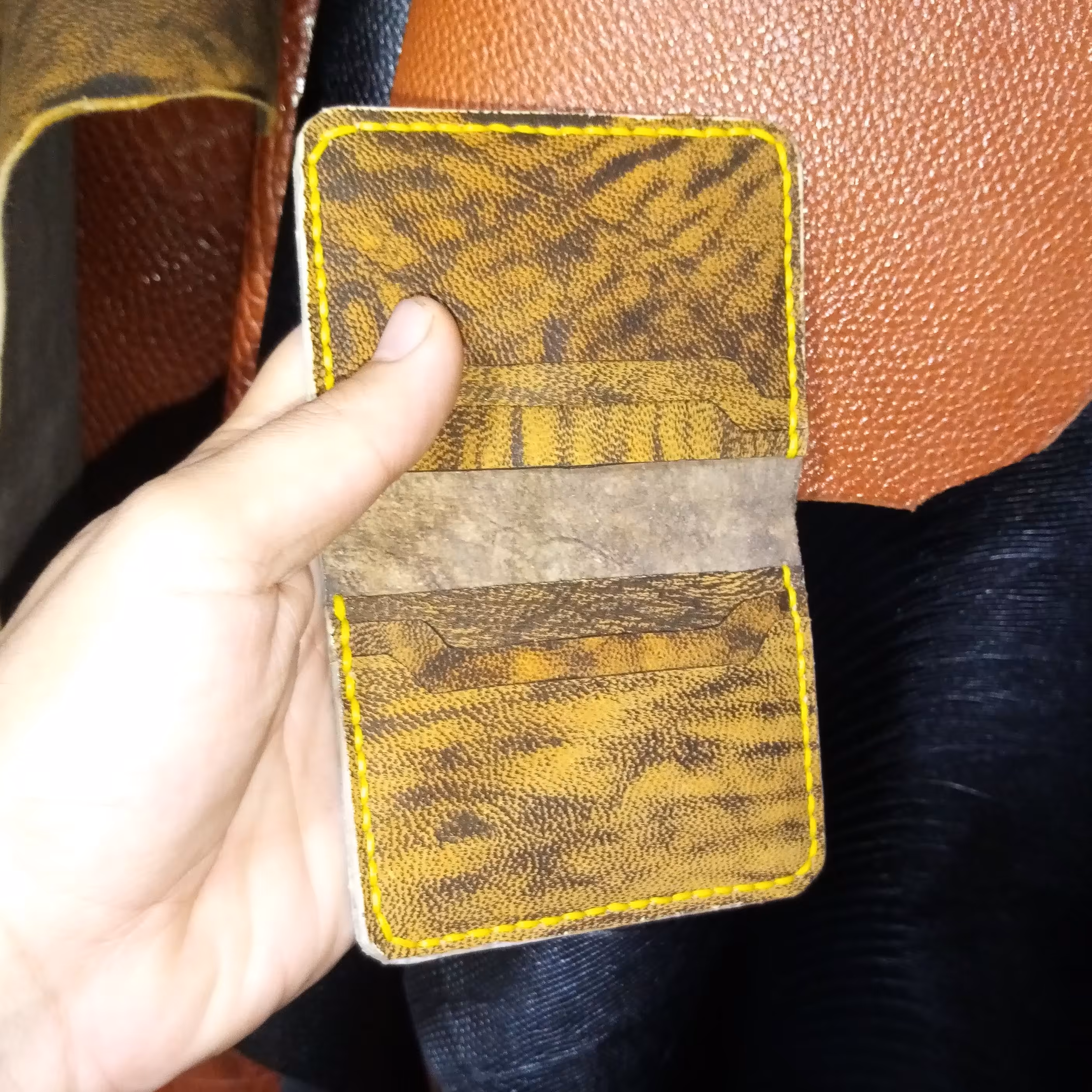 کیف کارت چرم بزی