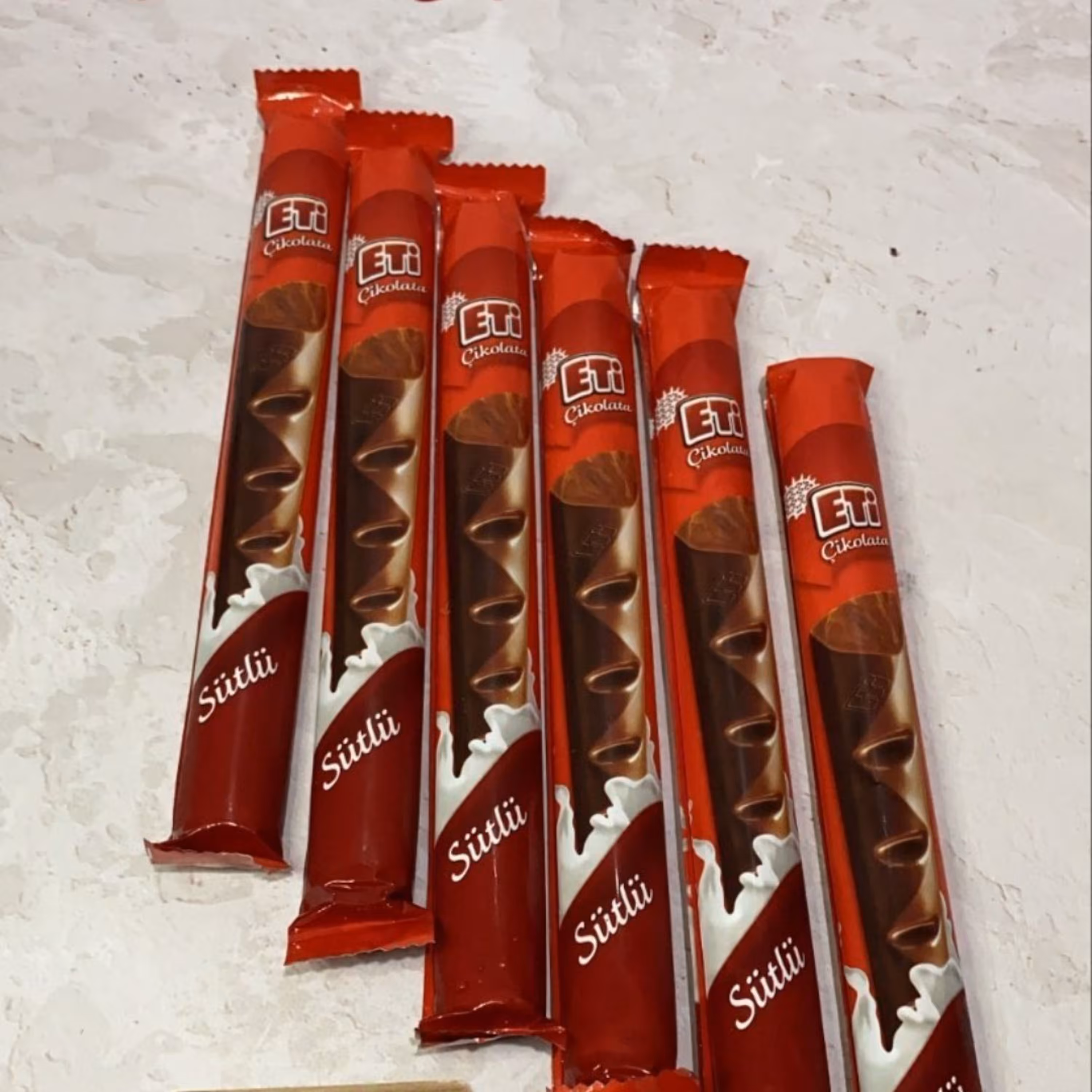 شکلات قلمی اتی شیرشکلاتی