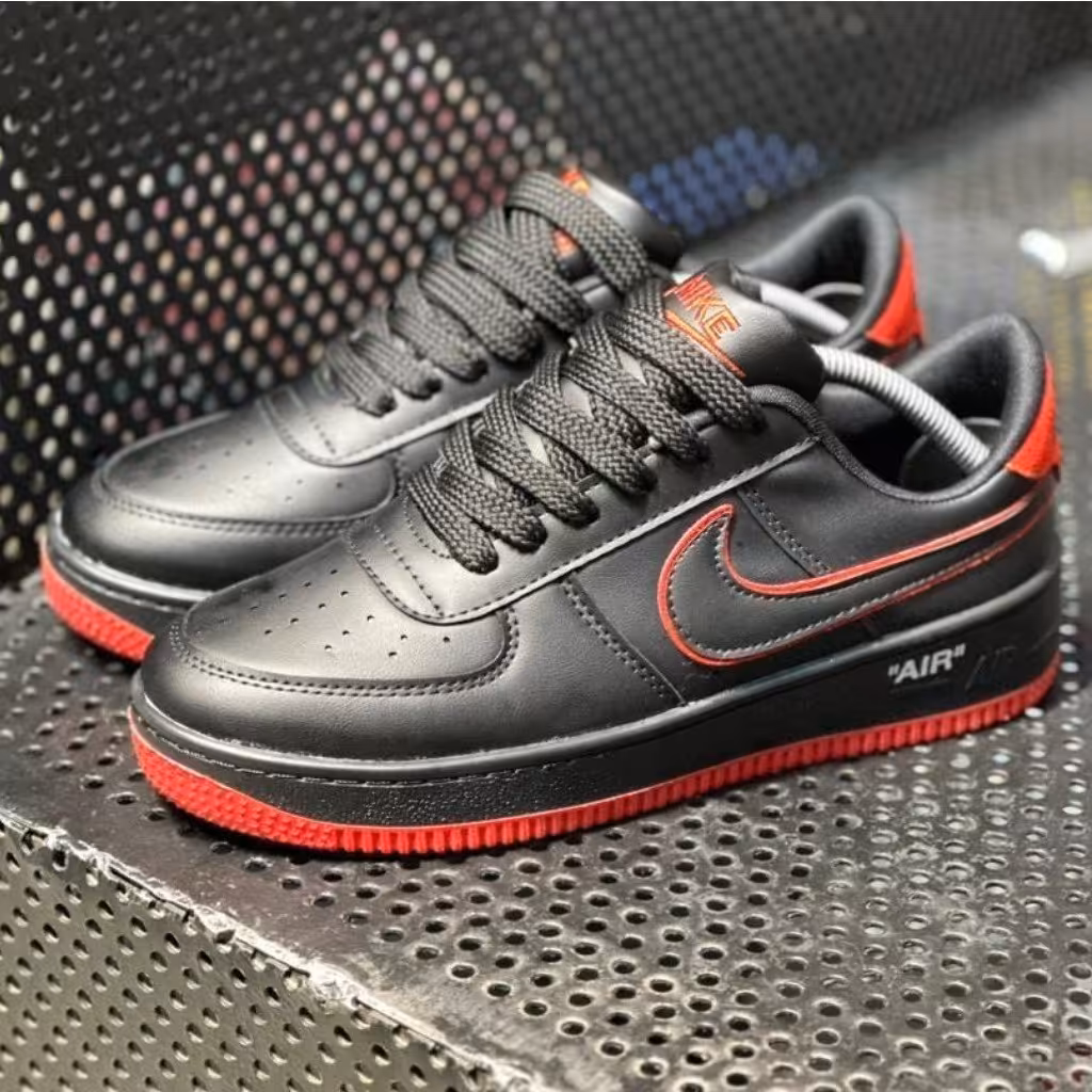 کفش مردانه نایک مدل ایرفورس وان رنگ مشکی و قرمز