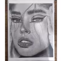 نقاشی پرتره دختر جوان سیاه قلم 