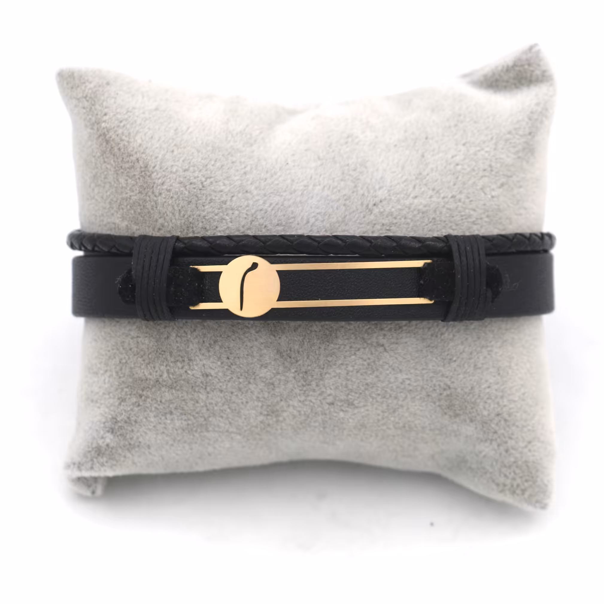 دستبند چرم با پلاک نقره و نقره آبکاری طلا در دو سایز مردونه و زنونه چ