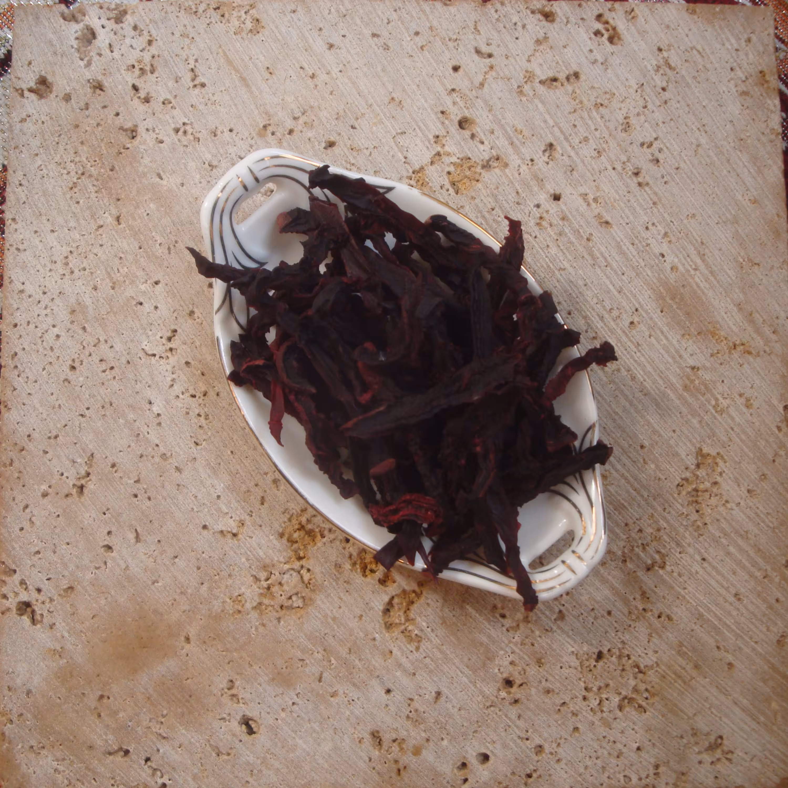 لبو خشک خانگی 100 گرمی